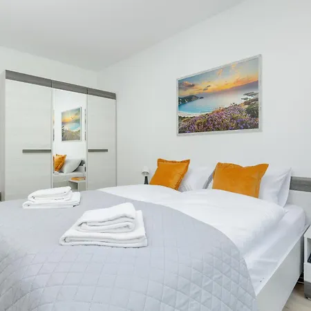 Seaside Platany Apartment