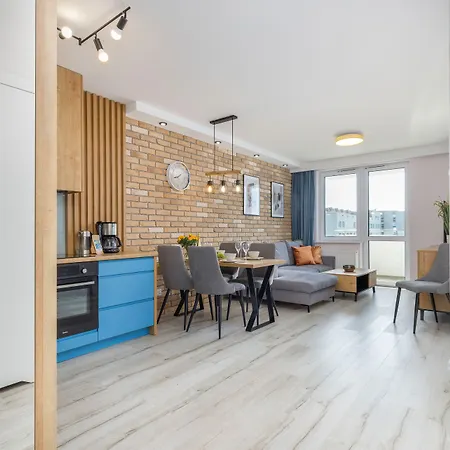 Seaside Platany Kolobrzeg-centrum 아파트 코워브제크