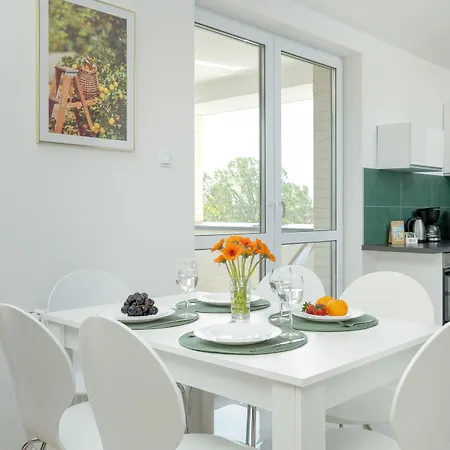 Seaside Platany Apartament Kołobrzeg